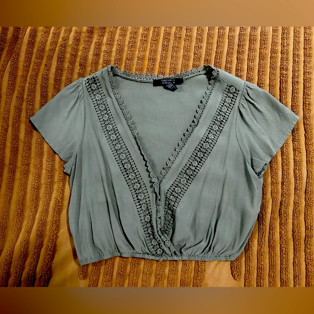 Forever 21 crop top